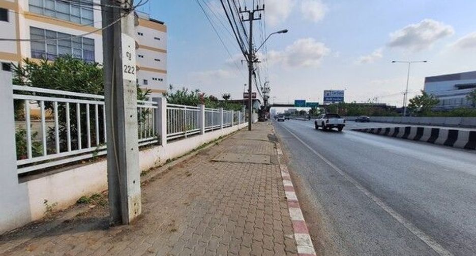 À vendre terrain à Mueang Nonthaburi, Nonthaburi
