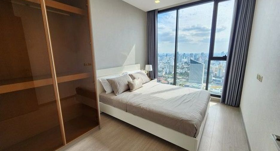 À louer 3 chambres condo à Huai Khwang, Bangkok