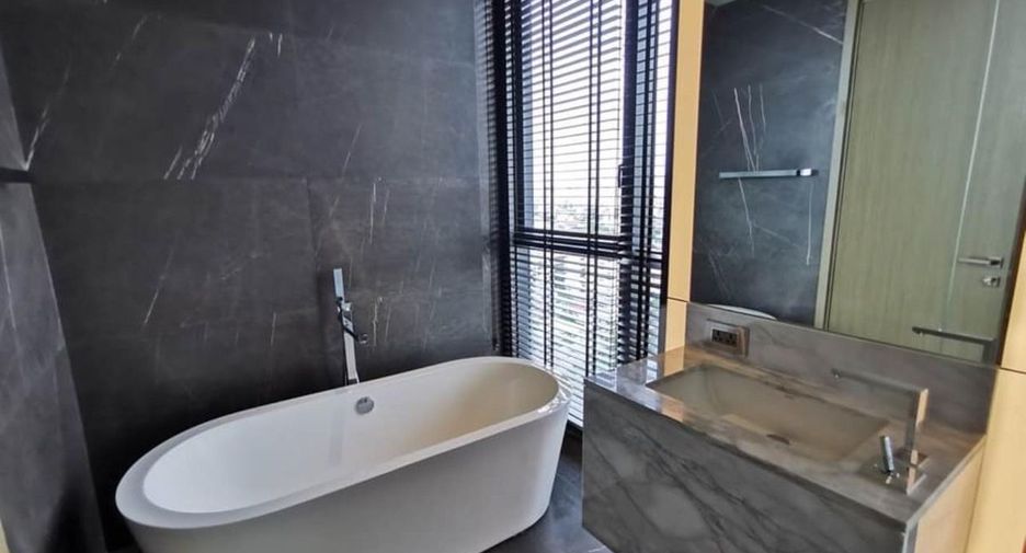 Wohnung zur Miete und zum Kauf mit 2 Zimmer in Watthana, Bangkok
