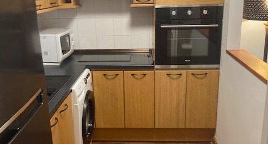 For rent 1 bed condo in Yan Nawa, Bangkok