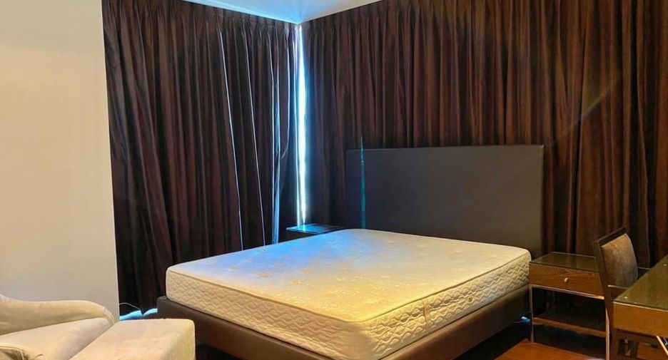 Wohnung zur Miete mit 3 Zimmer in Pathum Wan, Bangkok