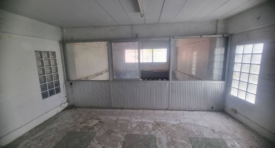For rent and for sale 6 bed retail Space in Mueang Nonthaburi, Nonthaburi