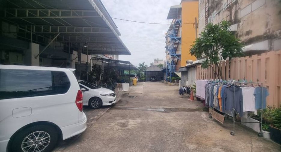 For rent and for sale 6 bed retail Space in Mueang Nonthaburi, Nonthaburi