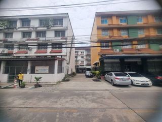 For rent and for sale 6 bed retail Space in Mueang Nonthaburi, Nonthaburi