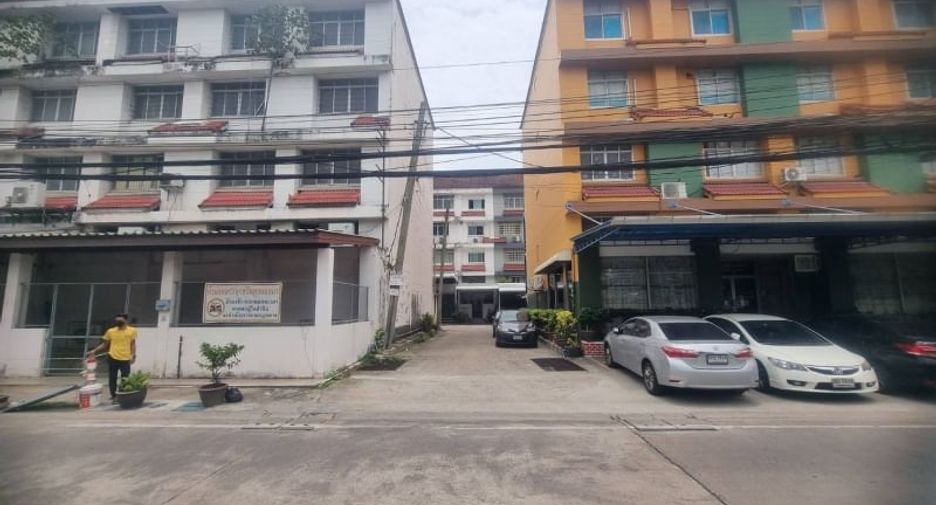 For rent and for sale 6 bed retail Space in Mueang Nonthaburi, Nonthaburi