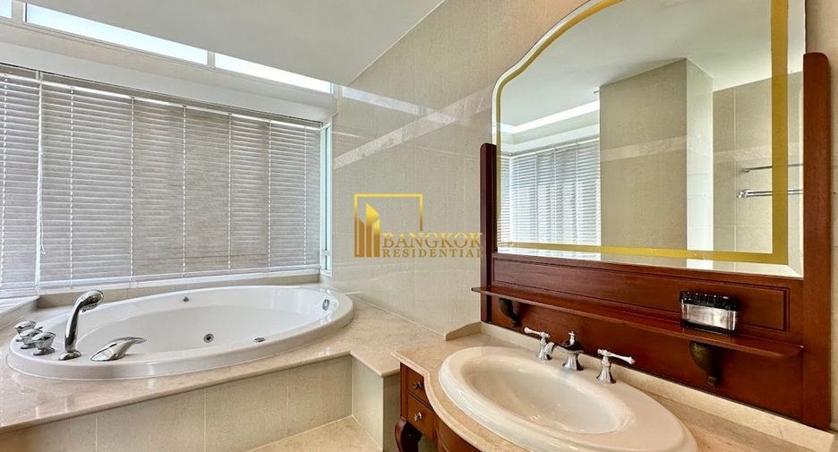 Wohnung zur Miete mit 2 Zimmer in Khlong Toei, Bangkok