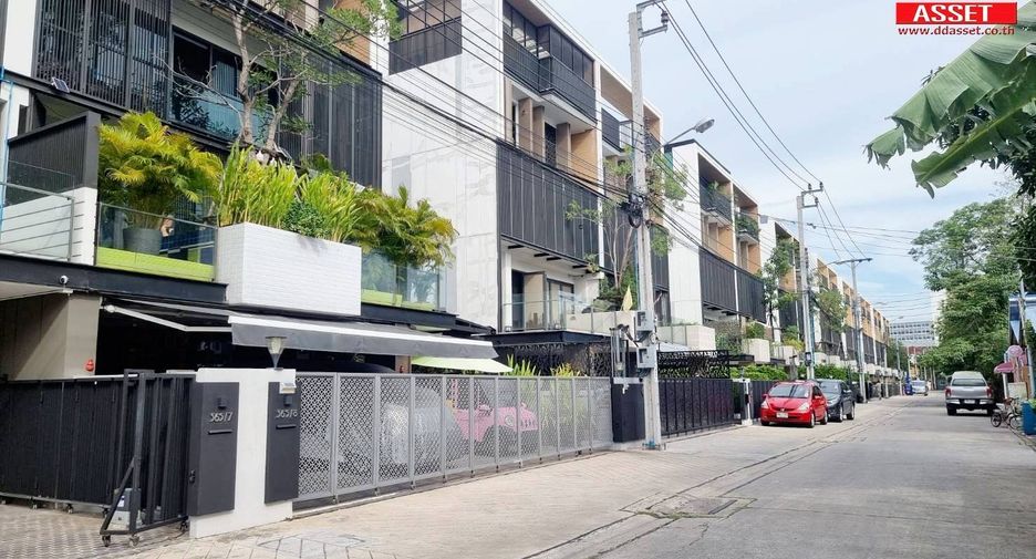 For rent そして for sale office in Suan Luang, Bangkok