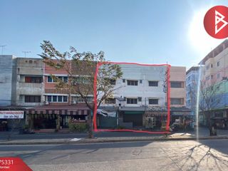 For sale 16 Beds retail Space in Khlong Luang, Pathum Thani