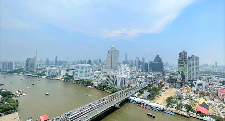 For sale 5 bedrooms condo in Khlong San, Bangkok