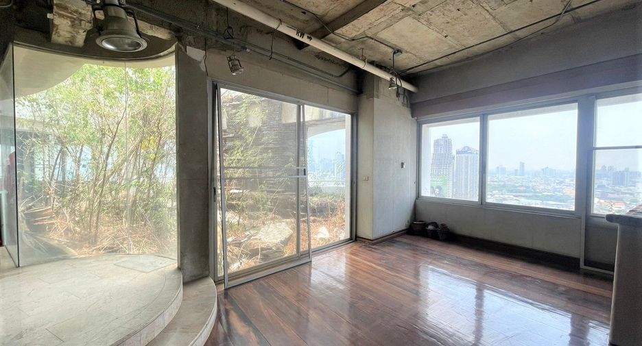 For sale 5 bedrooms condo in Khlong San, Bangkok