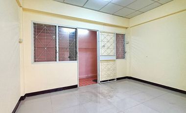 出售 2 卧室 联排别墅 在 Mueang Nonthaburi, Nonthaburi