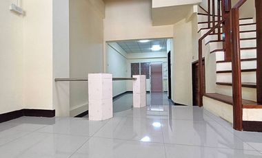 出售 2 卧室 联排别墅 在 Mueang Nonthaburi, Nonthaburi