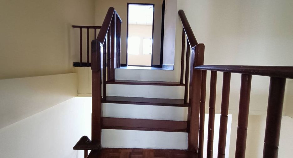 Reihenhaus zum Kauf mit 2 Zimmer in Mueang Nonthaburi, Nonthaburi