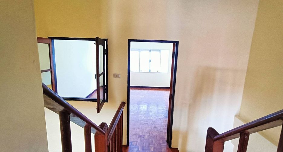 Reihenhaus zum Kauf mit 2 Zimmer in Mueang Nonthaburi, Nonthaburi
