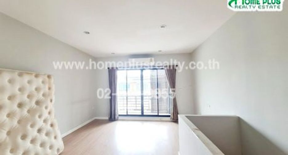 À vendre 3 chambres maison à Bang Khen, Bangkok