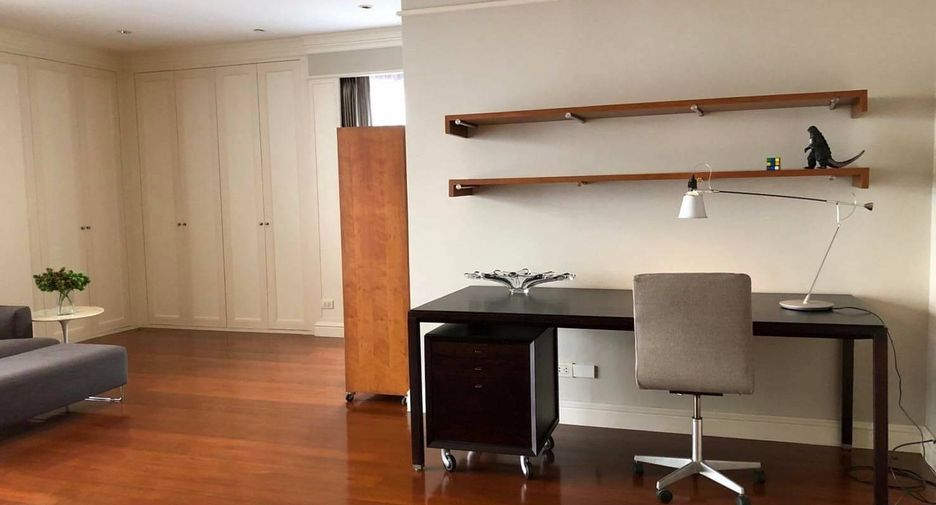 For rent 5 ベッドルーム condo in Khlong Toei, Bangkok
