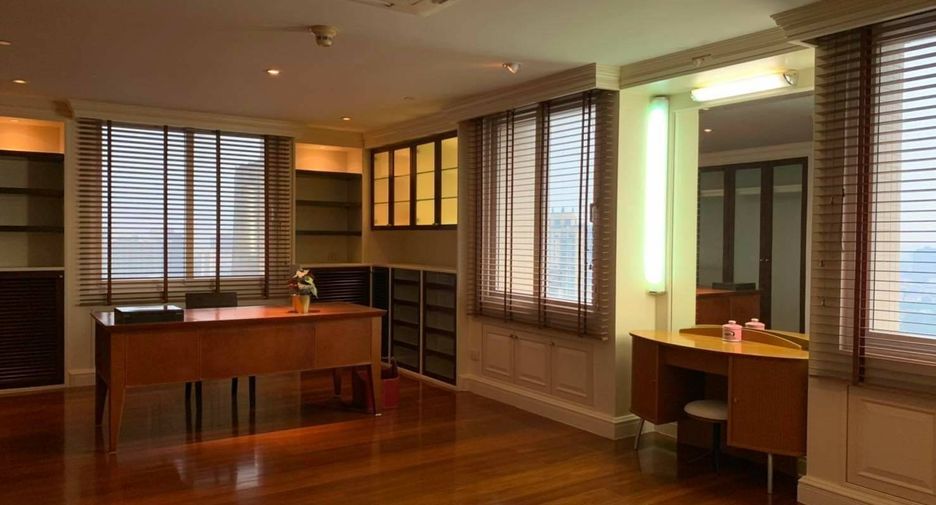 For rent 5 ベッドルーム condo in Khlong Toei, Bangkok
