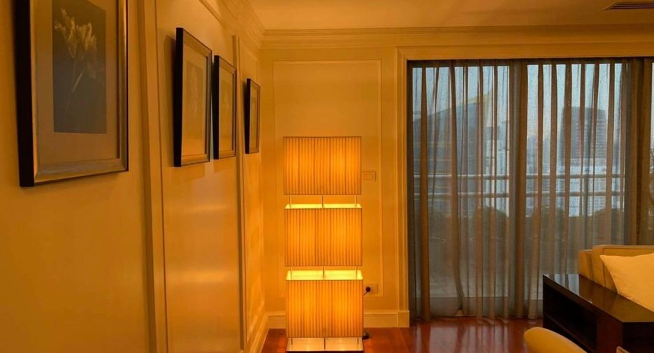 For rent 5 ベッドルーム condo in Khlong Toei, Bangkok