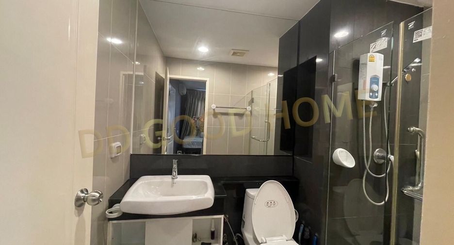 For sale 1 bed condo in Thon Buri, Bangkok