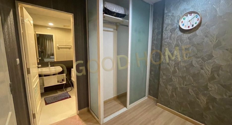 For sale 1 bed condo in Thon Buri, Bangkok