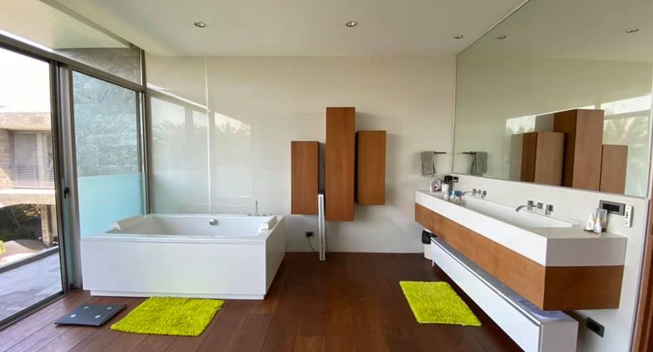 For sale 6 bedrooms villa in Bang Phli, Samut Prakan