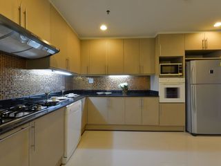 For rent 3 bed serviced apartment in Watthana, Bangkok