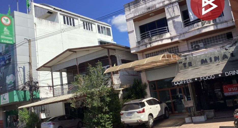For sale 5 bed retail Space in That Phanom, Nakhon Phanom