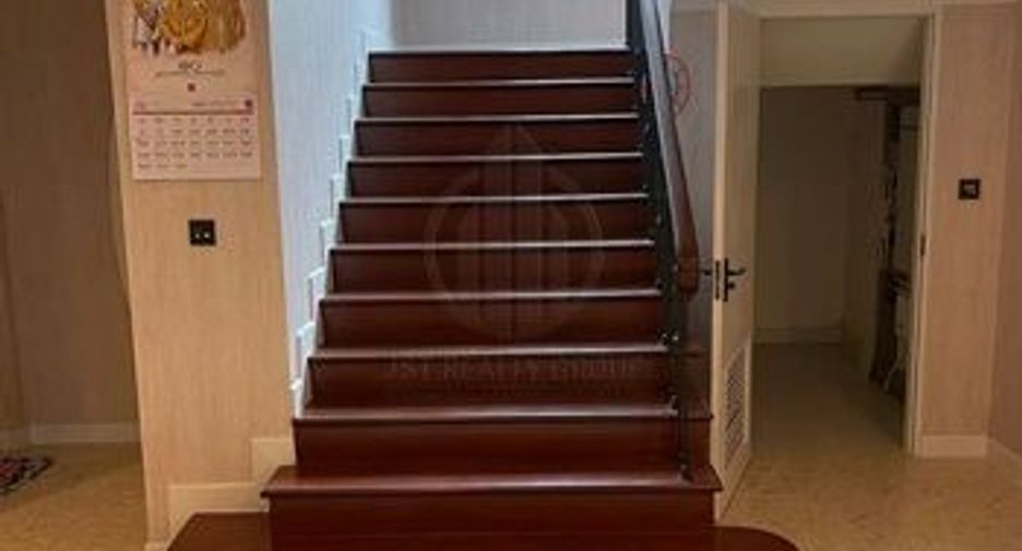 For sale 4 bedrooms house in Mueang Samut Prakan, Samut Prakan