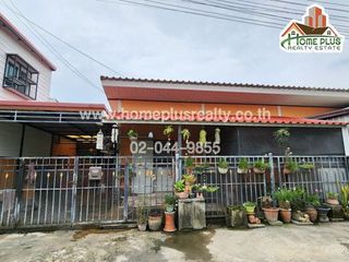 For sale 2 Beds townhouse in Nakhon Chai Si, Nakhon Pathom