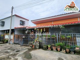 For sale 2 Beds townhouse in Nakhon Chai Si, Nakhon Pathom