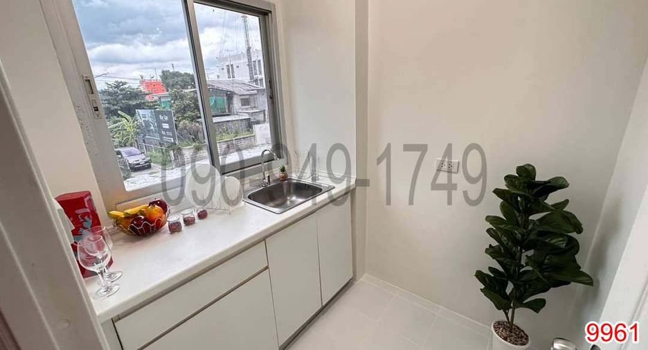 For sale 1 bed condo in Bang Phli, Samut Prakan
