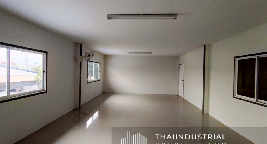 For rent warehouse in Ban Bueng, Chonburi