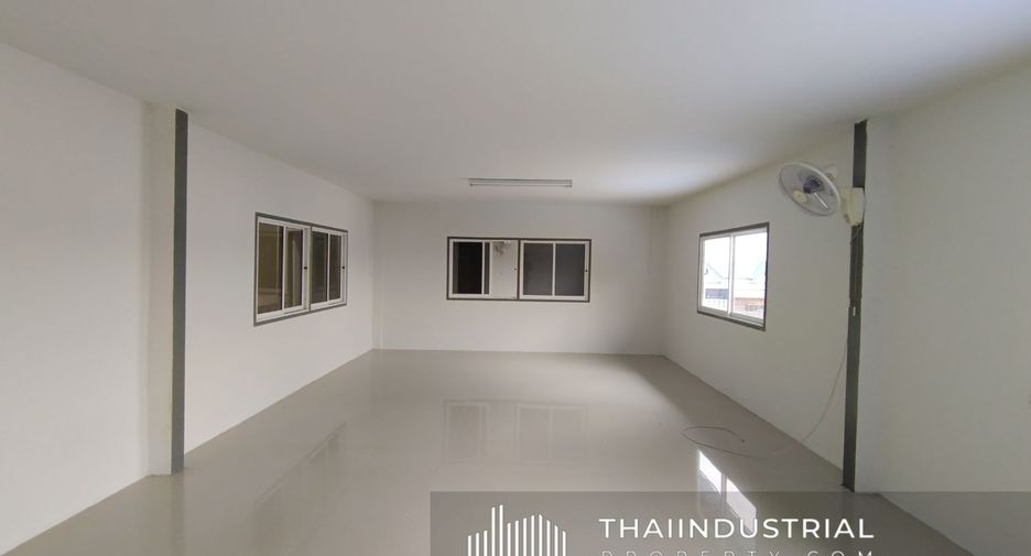 For rent warehouse in Ban Bueng, Chonburi