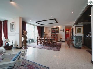 For sale 4 bedrooms condo in Pathum Wan, Bangkok