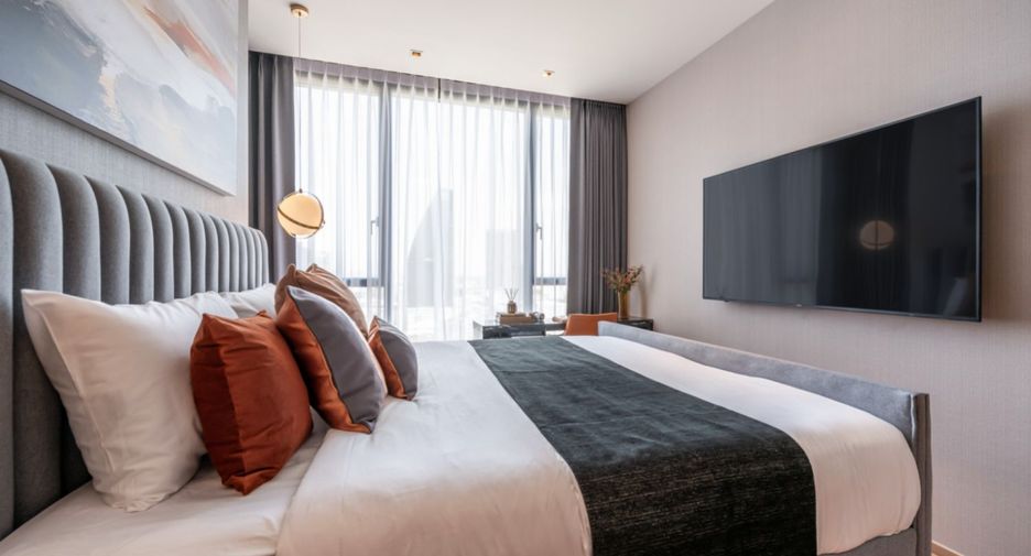 For rent 2 bedrooms condo in Khlong Toei, Bangkok
