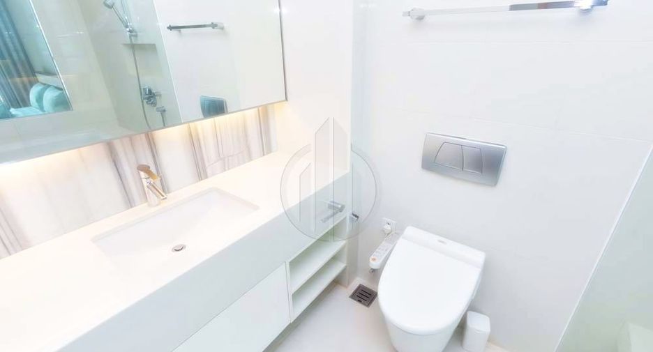 For rent and for sale 1 bed condo in Khlong Toei, Bangkok