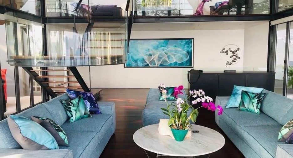 For rent and for sale 5 bedrooms villa in Kathu, Phuket