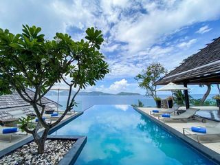 For rent and for sale 5 bedrooms villa in Kathu, Phuket