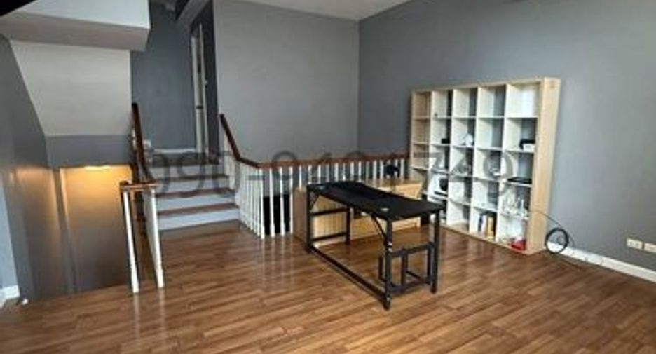 For rent 3 bedrooms house in Bang Kapi, Bangkok