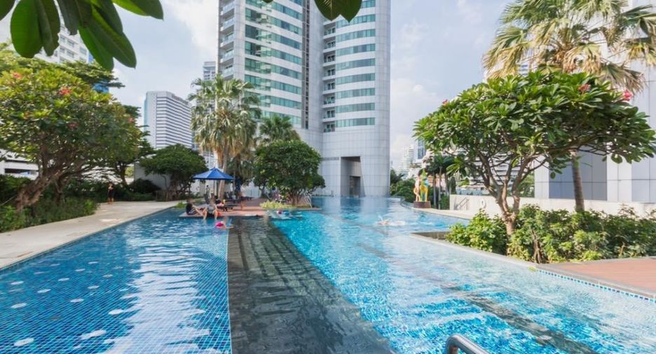 For rent そして for sale 2 ベッドルーム condo in Khlong Toei, Bangkok