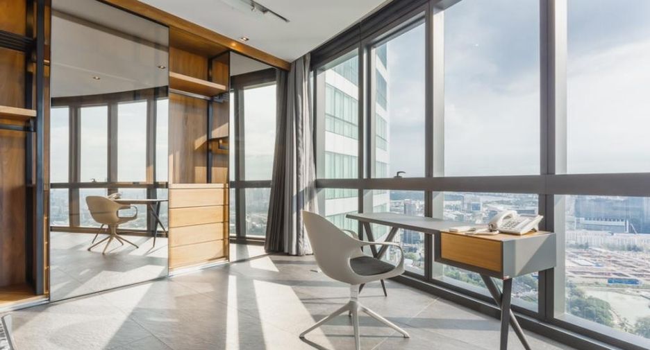 For rent そして for sale 2 ベッドルーム condo in Khlong Toei, Bangkok