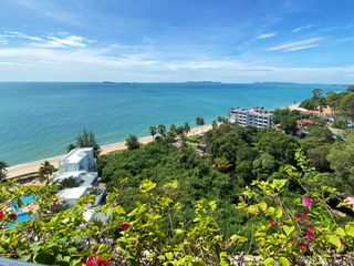For sale 1 bed condo in Klaeng, Rayong