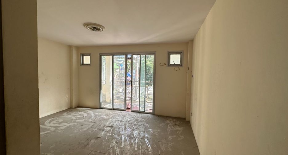For rent and for sale 11 bedrooms retail Space in Mueang Phuket, Phuket