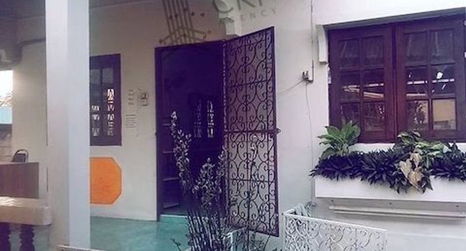 For sale 4 bed house in Mueang Uttaradit, Uttaradit