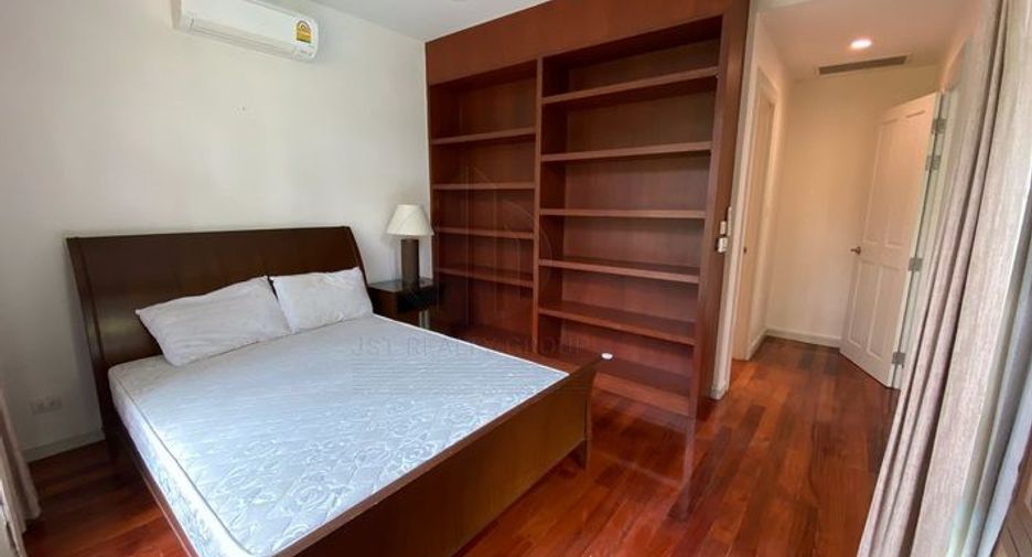 For rent and for sale 4 bedrooms house in Watthana, Bangkok