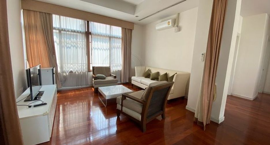 For rent and for sale 4 bedrooms house in Watthana, Bangkok