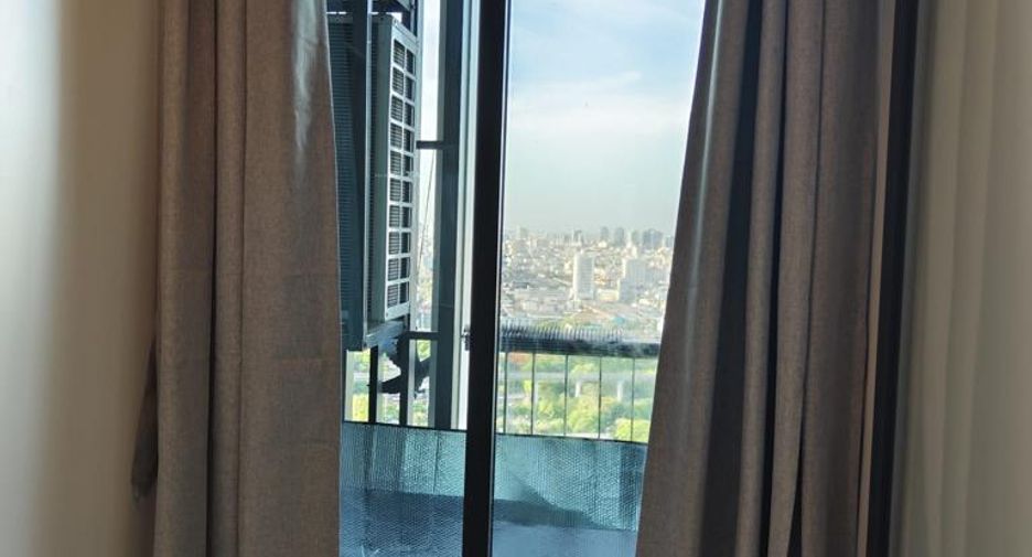 For rent 1 bed apartment in Pathum Wan, Bangkok