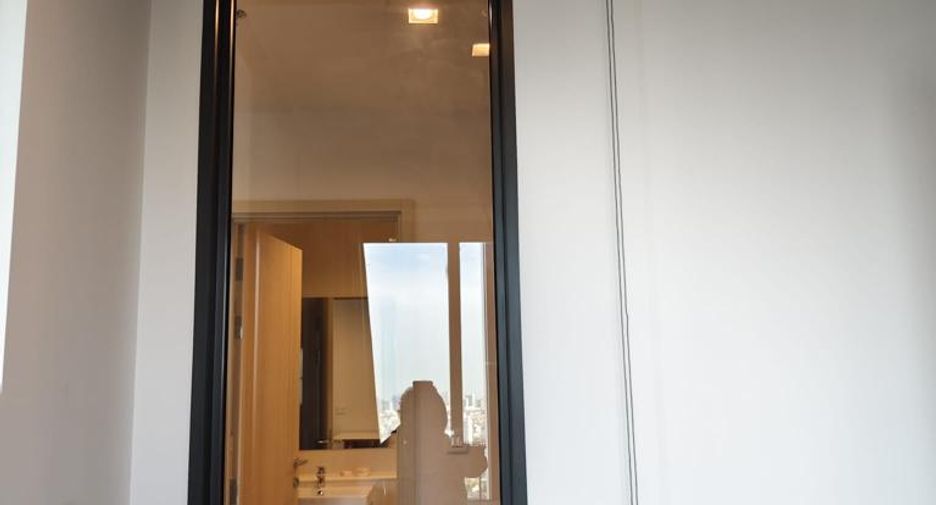 For rent 1 bed apartment in Pathum Wan, Bangkok