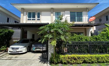 For sale 4 Beds house in Saphan Sung, Bangkok