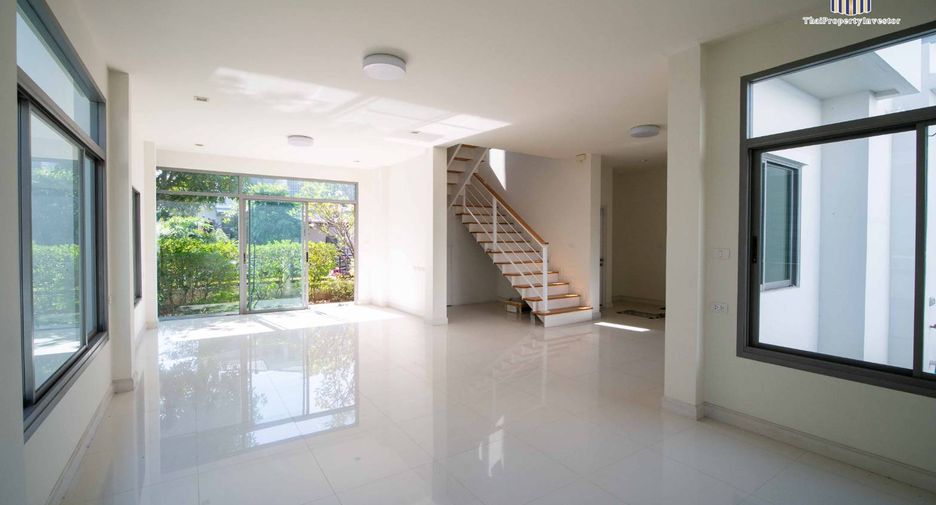 For sale 3 bed house in Pak Kret, Nonthaburi